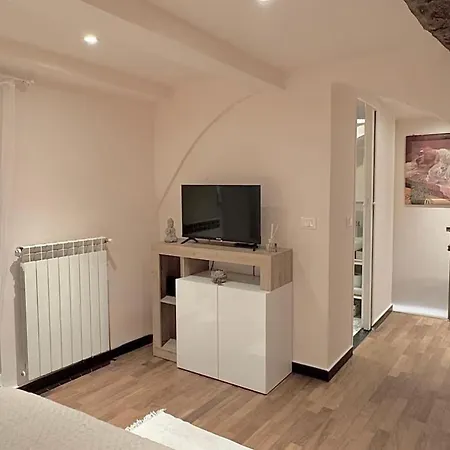 Caruggi Secret House - Romantic Loft In Centro Storico Lägenhet