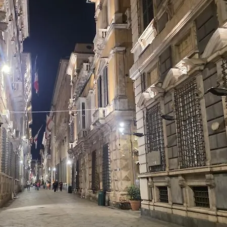 Caruggi Secret House - Romantic Loft In Centro Storico Διαμέρισμα